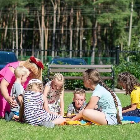 Rejs Ośrodek wypoczynkowy *