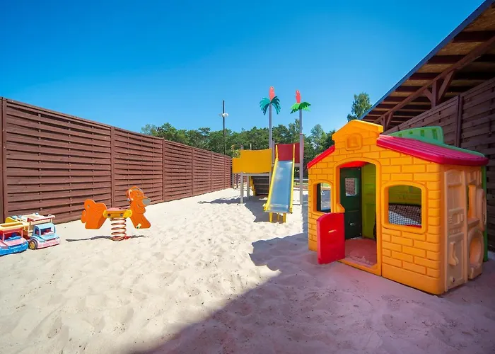 Rejs Ośrodek wypoczynkowy *